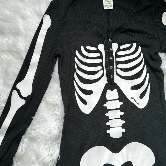 🫧[ VS PINK ] Halloween Skeleton Onesie - Picture 5 of 7